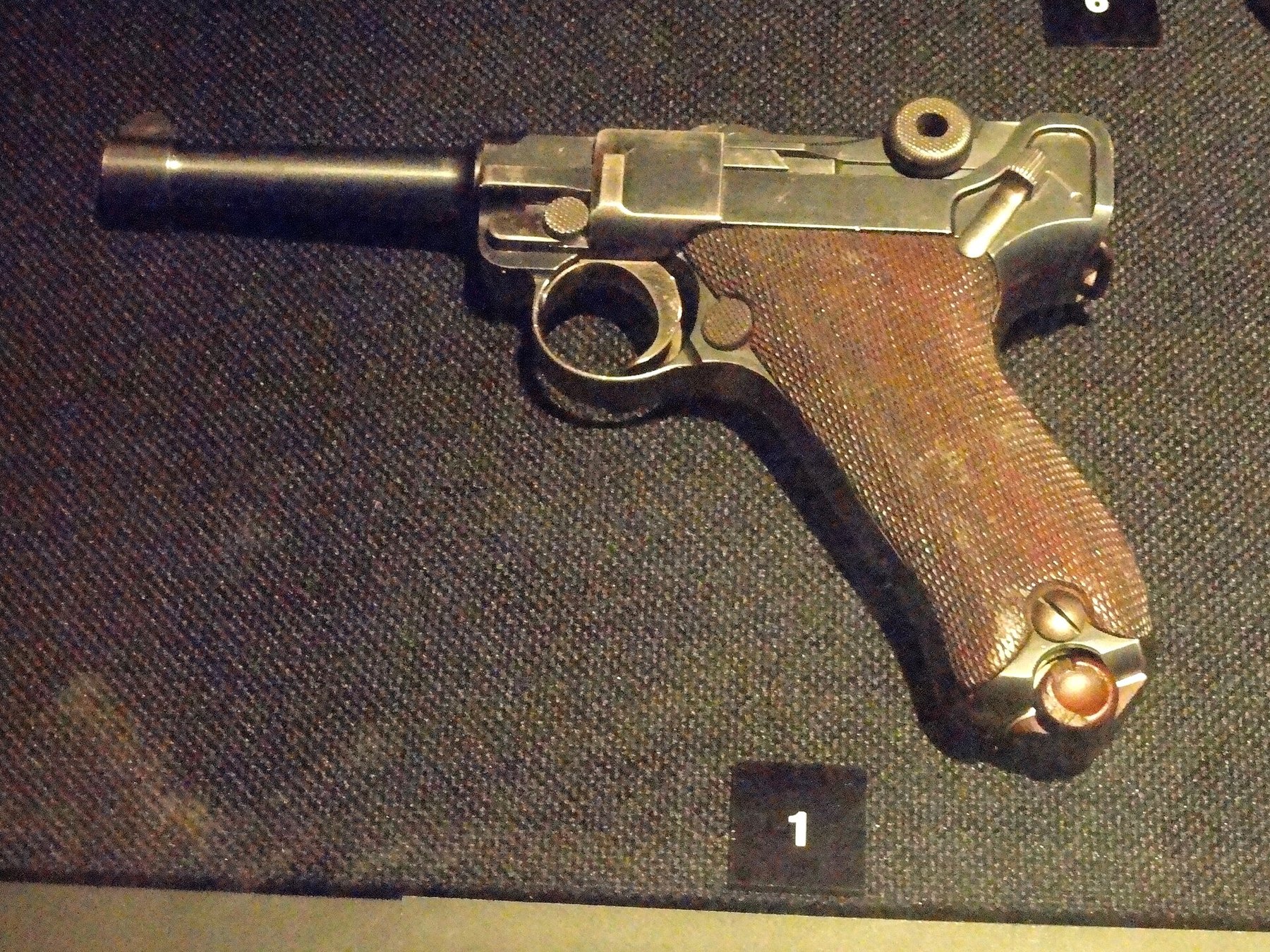 Figure 9 — A Model 1908 pistol, which the National World War I Museum in Kansas City describes as probably made in 1908–1909, with no grip safety and a short 100 mm barrel: the Pistole 08 as adopted.