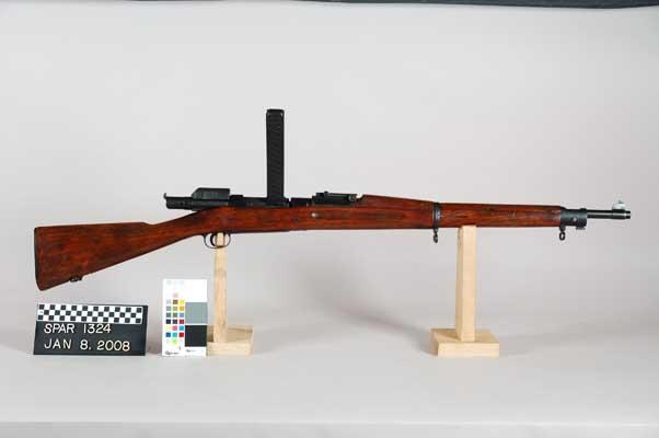Figure 6 — The Springfield Armory museum's Mark I SPAR 1324 with the device fitted, right side, 2008. Springfield Armory NHS; public domain, via Wikimedia Commons.