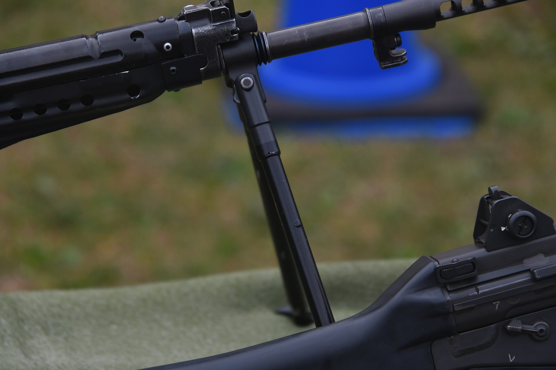 Figure 10 — The bipod under the gas block, right side, Camp Uji, November 2022. Photograph by Hunini, CC BY-SA 4.0, via Wikimedia Commons.