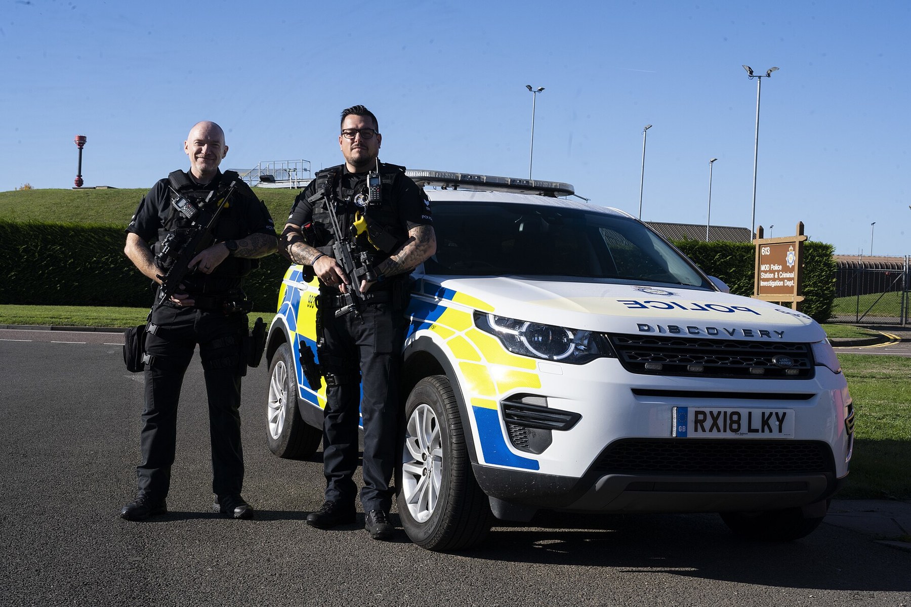 Figure 5 — Ministry of Defence Police officers preparing for patrol at RAF Mildenhall in October 2022. The MDP guards US visiting-force bases in Britain as well as its own estate.