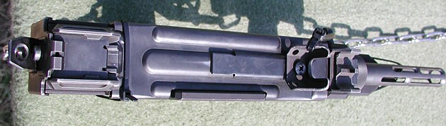 Figure 6 — An M9 from above: the receiver cover, the sights with their ears, and the slotted muzzle device. Photograph by Argonaut, from Spear Head No. 13 (2012), as reproduced by Hyper Douraku.