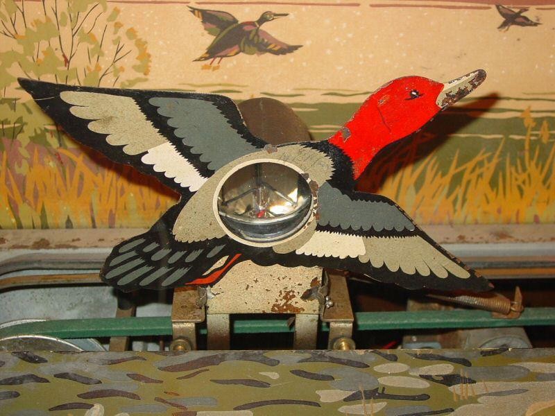 Figure 5 — The Ray-O-Lite's duck close up: the round lens in its body is the photocell window. The flash has to land on that window, not merely on the duck. Photo: pinrepair.com (credited there to MrBigglesWo…